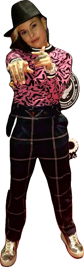 Fresh Sam in a custom look