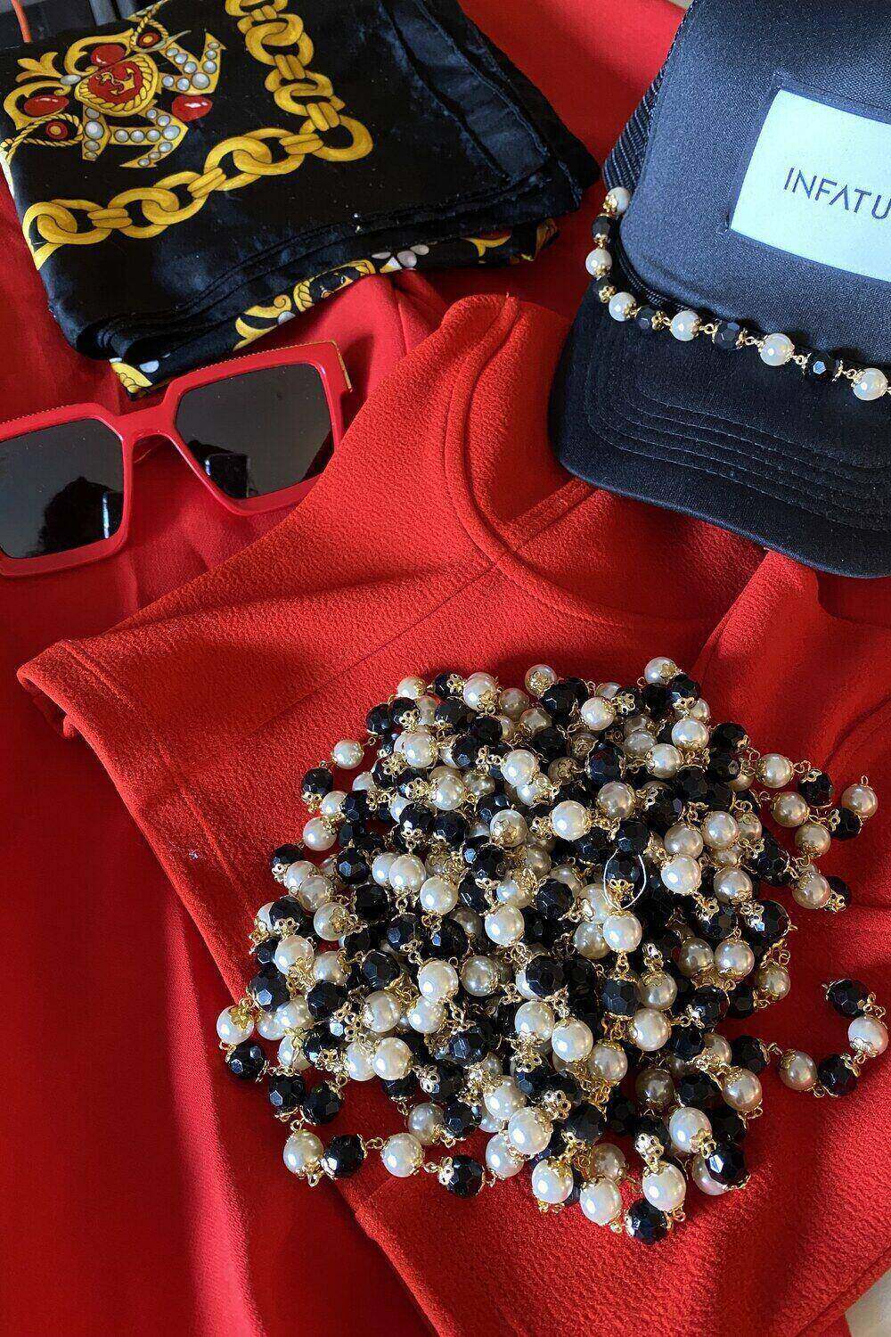 Styling flat-lay by Fresh Sam